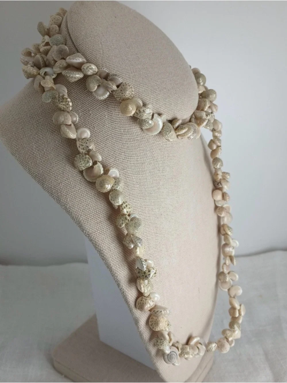 Hawaiian shell lei Necklace Handmade